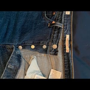 Mid/high rise wedgie straight Levi jeans
